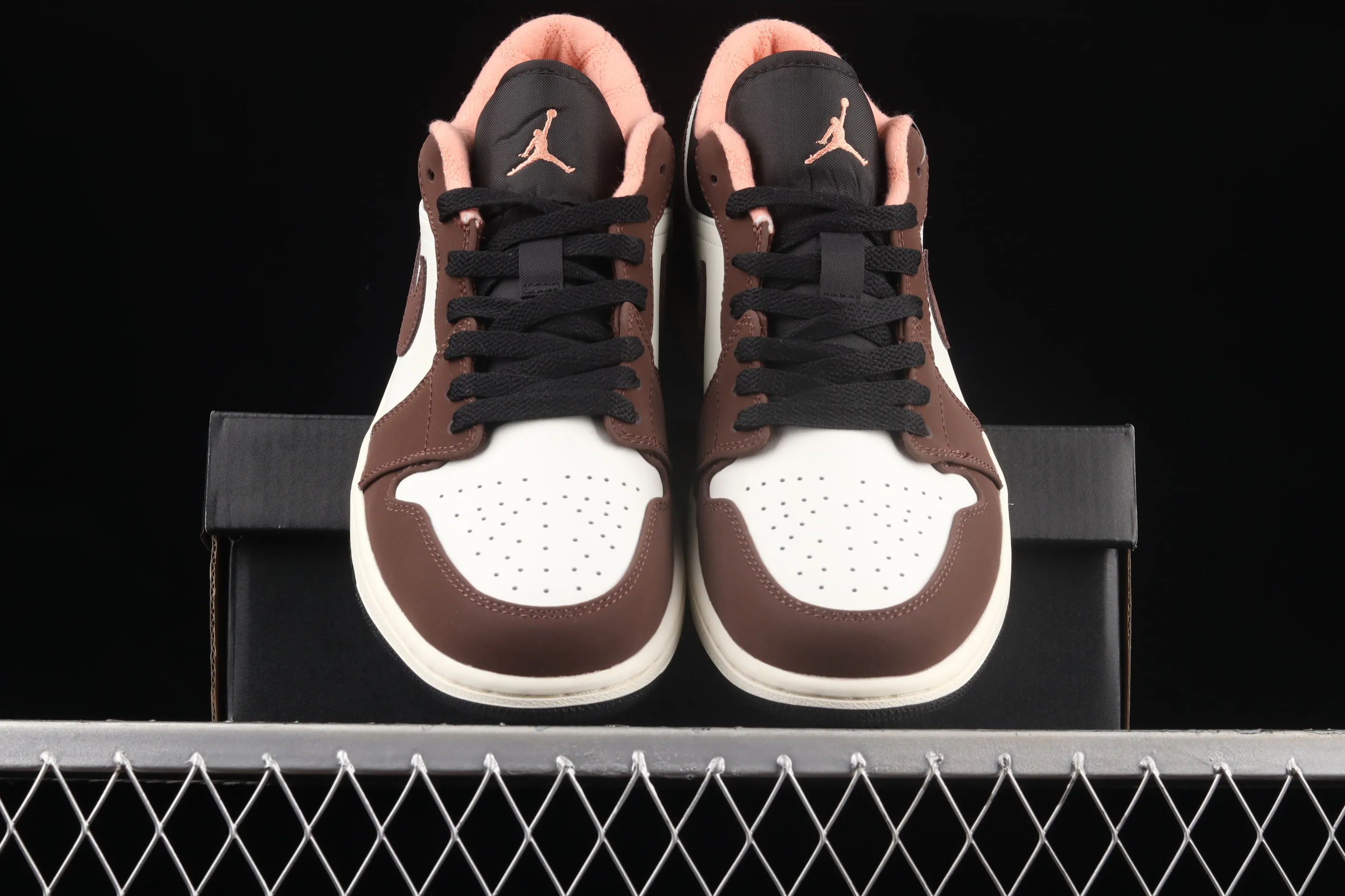All categories Air Jordan Jordan series basketball shoes Air Jordan 1 Low G version pure original Air Jordan 1 Low AJ1 Joe 1 white brown low-top cultural leisure sports sneakers DC6991-200